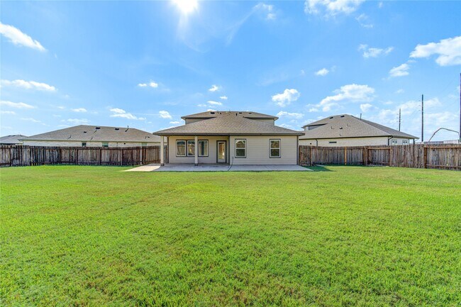 Building Photo - 29631 Ella Larchmont Ct