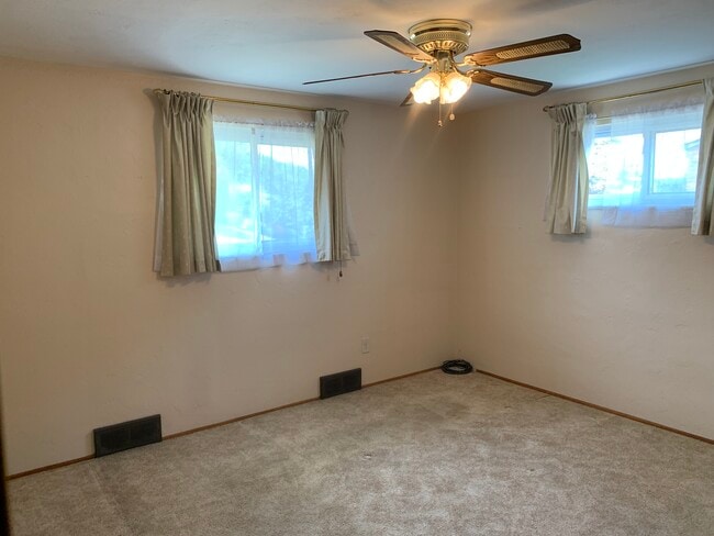 Building Photo - 158 Arla Dr