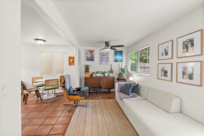 Building Photo - 20451 Sun Valley Dr