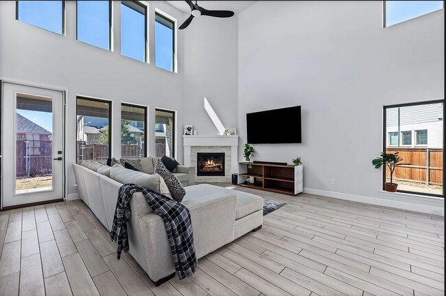 Building Photo - 3009 Pedigree Ct
