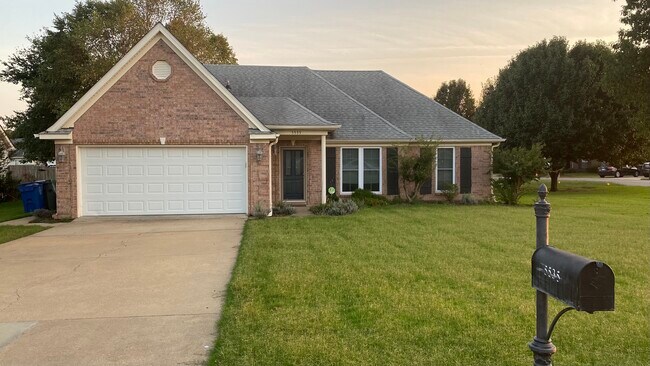 Primary Photo - 5535 Deerfield Dr