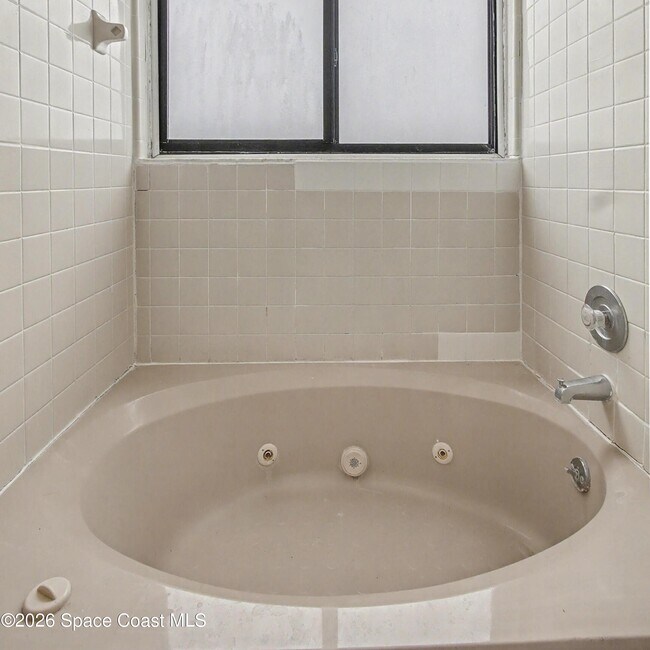 Building Photo - 2109 Hidden Grove Ln