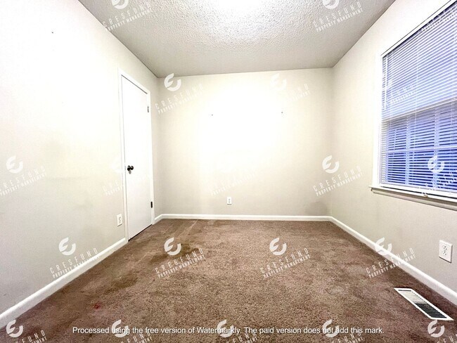 Building Photo - 3BR with Fenced Backyard - READY FOR MOVE IN TODAY!