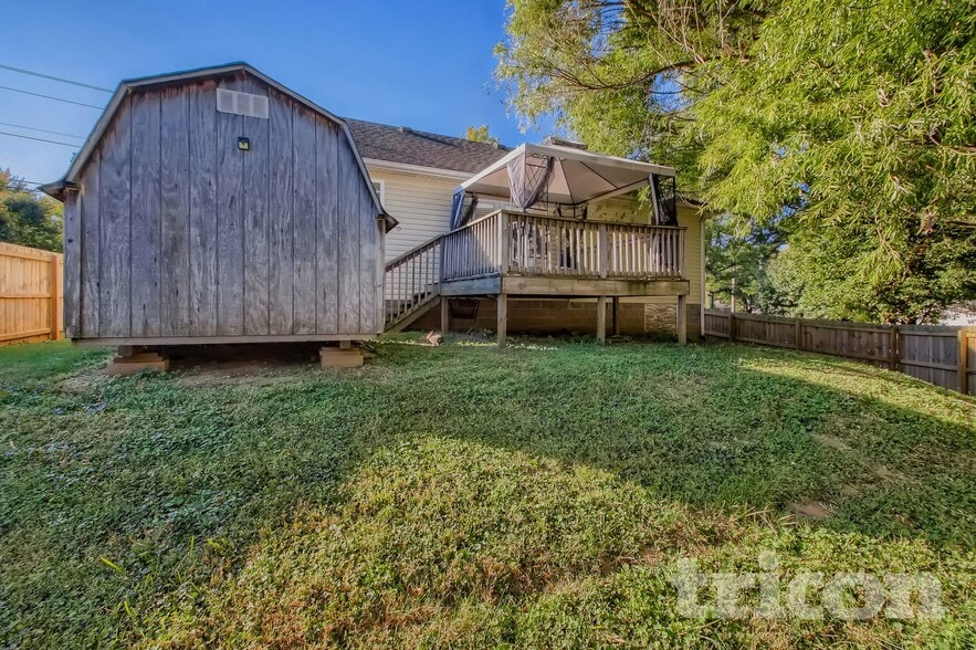 Building Photo - 1150 E 17th Ave