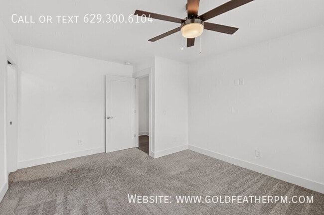 Building Photo - 253A Riverside Dr