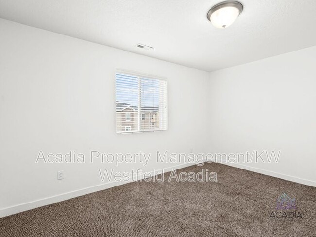 Building Photo - 658 N 130 E