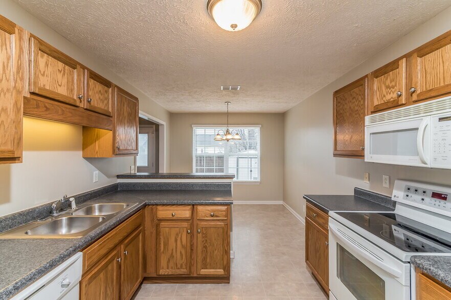 Building Photo - 3012 Wellington Pl