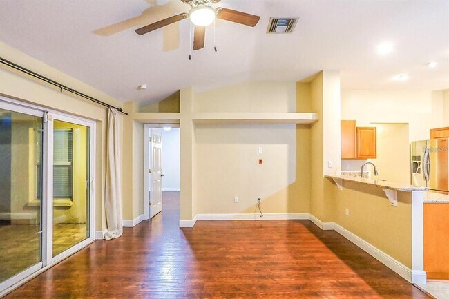 Building Photo - 3837 Lockridge Dr
