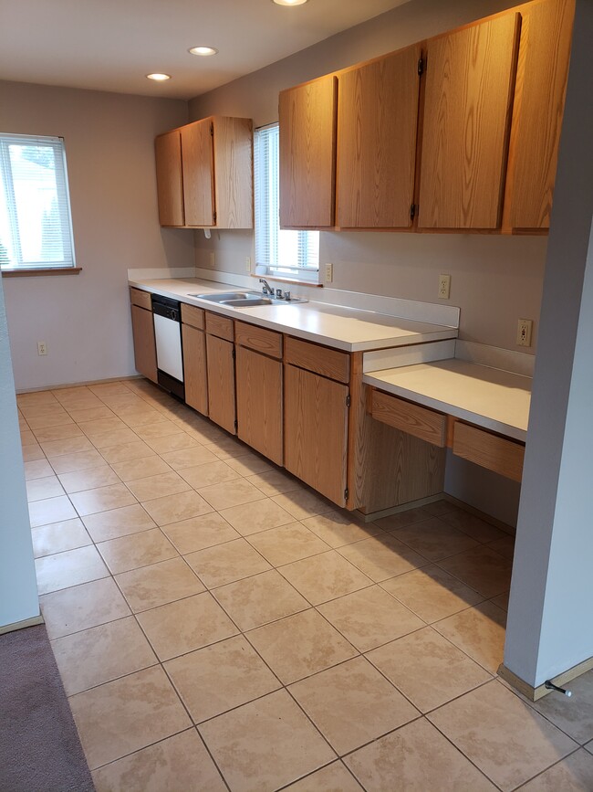 Kitchen - 3607 Michelle Ln