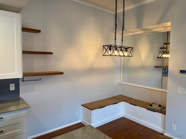 Building Photo - 4435 Marlborough Ave