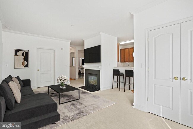 Building Photo - 2150 Troon Overlook