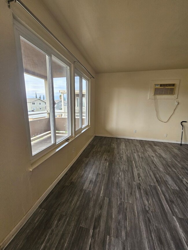 Building Photo - 740 Illinois Ave