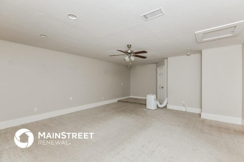 Building Photo - 5621 Bonnie Wayne St