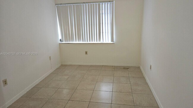 Building Photo - 8460 SW 156th Pl