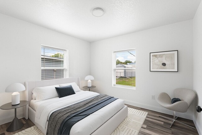 Building Photo - MULBERRY HOME FOR RENT!