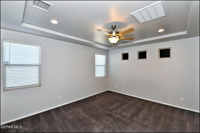 Building Photo - 13621 Olney Ave