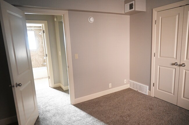 Floorplan - 417 - 421 - 423 N 40th -- Auburn