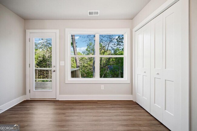 Building Photo - 6405 Crystal Cove Trail