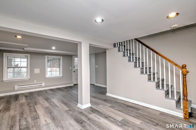 Building Photo - 25 Shelter Rock Rd