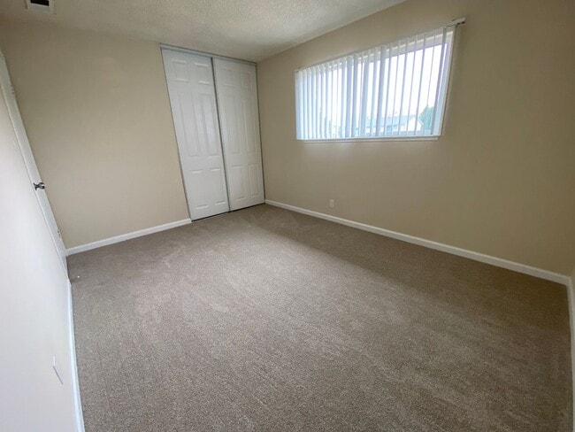 Building Photo - Charming 5 bed, 2.5 bath home in San Jose