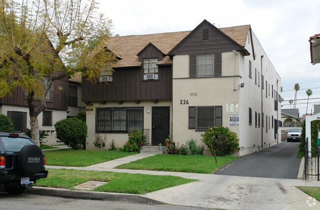 Building Photo - 232-6 S. Harvard Blvd