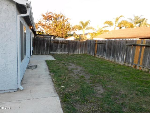 Building Photo - 74 Abrazo Dr