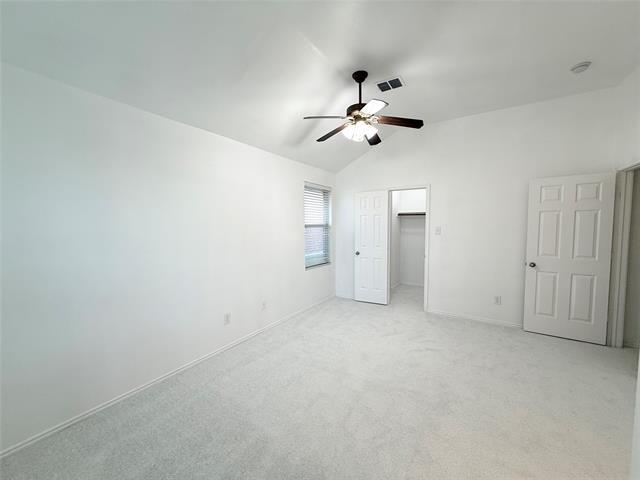 Building Photo - 918 Fleming St