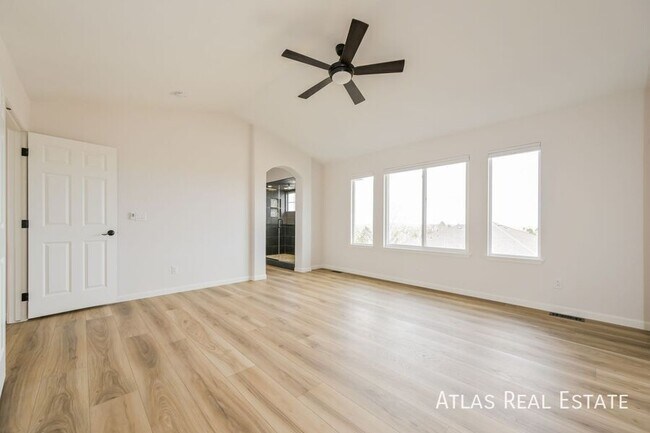 Building Photo - 2547 S Fundy Cir