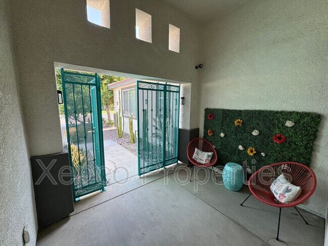 Building Photo - 80746 Diamondback Trail