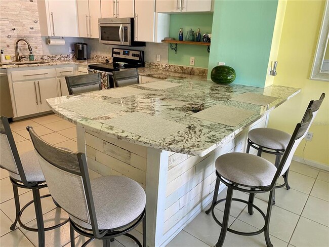 Building Photo - 2124 S Atlantic Ave