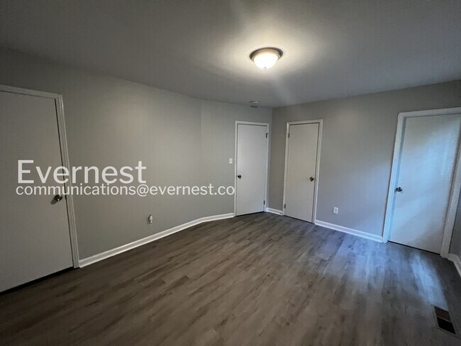 Building Photo - Spacious Home with Deck, Attached Garage, and Appliances! 3 Bed, 2.5 Bath / Voucher Accepted / Co...