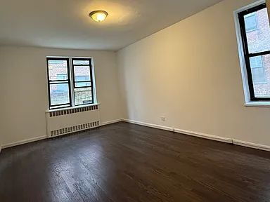 Building Photo - "Charming 1-Bedroom Retreat in the Heart of Forest Hills – Your Perfect Urban Oasis!"