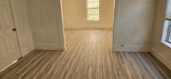 Building Photo - 2118 Elysian St