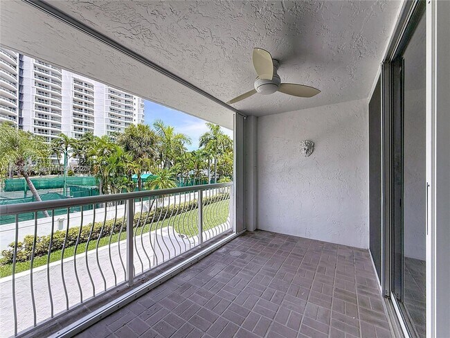 Building Photo - 3769 NE 209th Terrace