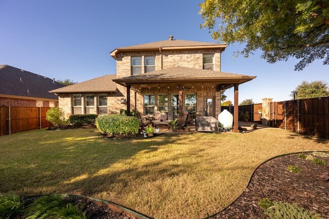 Building Photo - 810 Miramar Dr