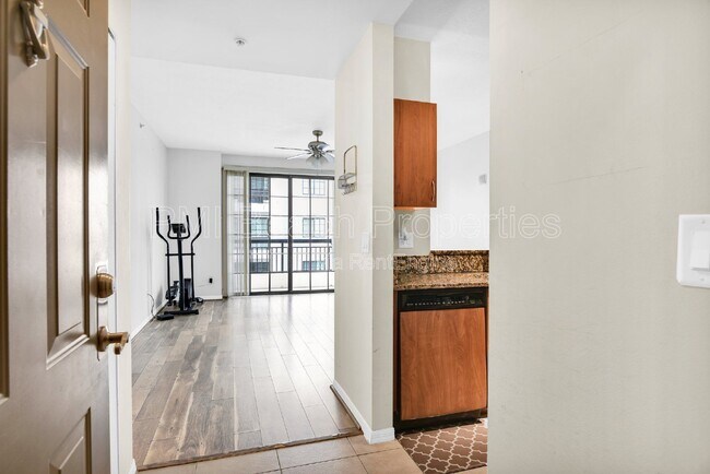 Building Photo - 233 S Federal Hwy