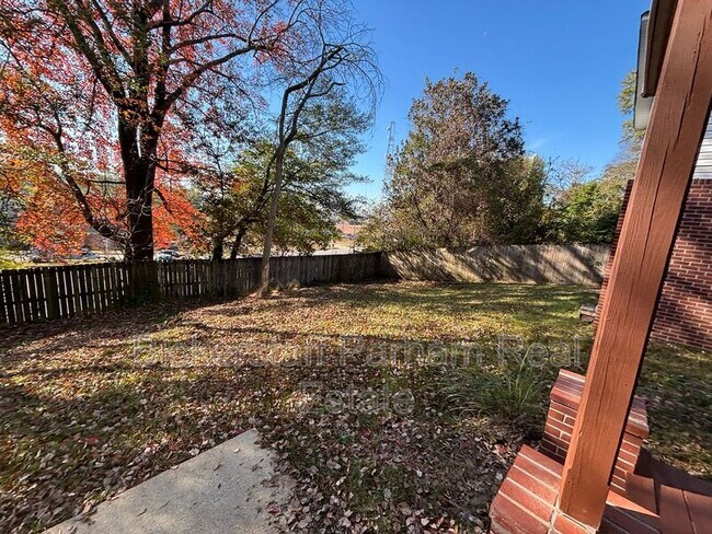 Building Photo - 1338 Virginia St