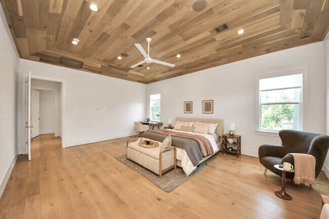 Building Photo - 739 Azaleadell Dr