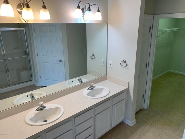 Building Photo - 13364 Beach Blvd