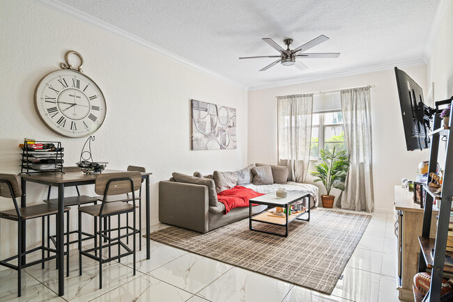 Primary Photo - 1803 N Flagler Dr