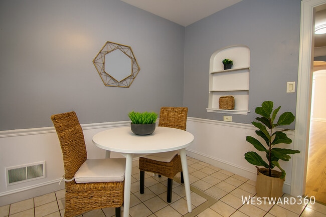 Building Photo - 6444 N Oketo Ave