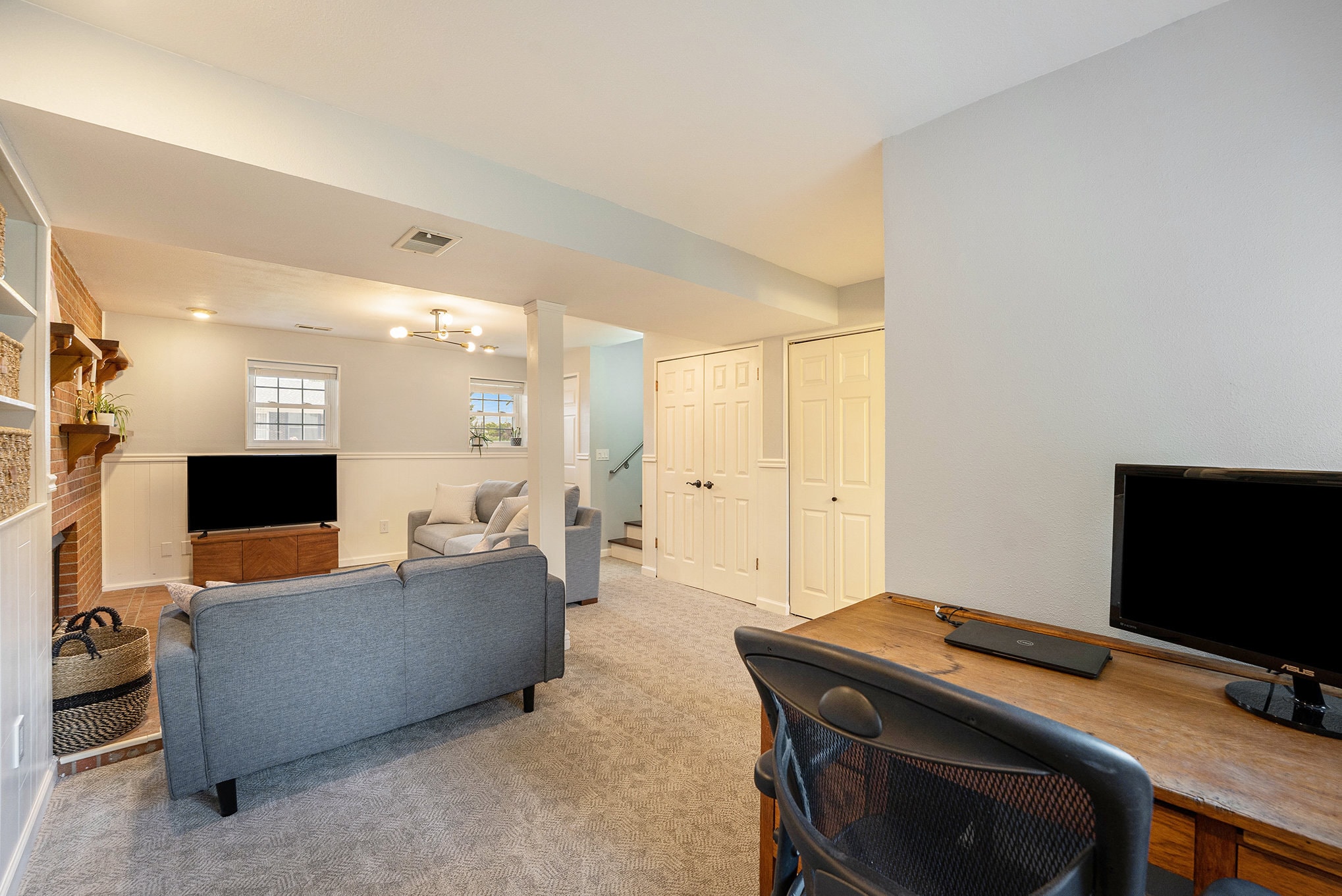 Building Photo - 8194 W 93rd Cir