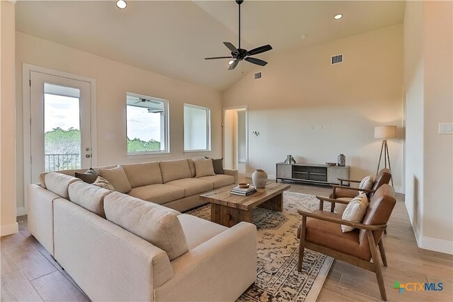 Building Photo - 1406 Prospect Cir