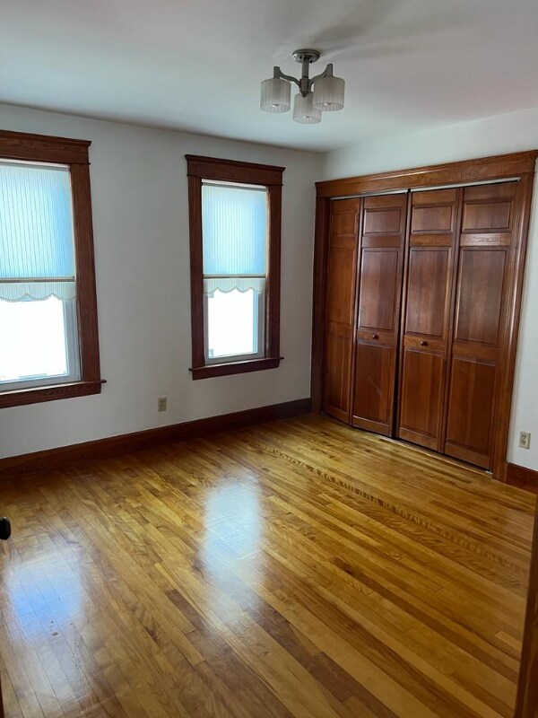 Building Photo - 40 Fairfax Rd