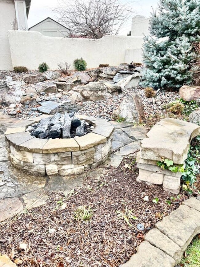 Building Photo - Duplex in Siena Estates at Branson Hills