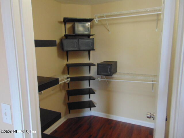 Building Photo - 3938 Hendricks Ave