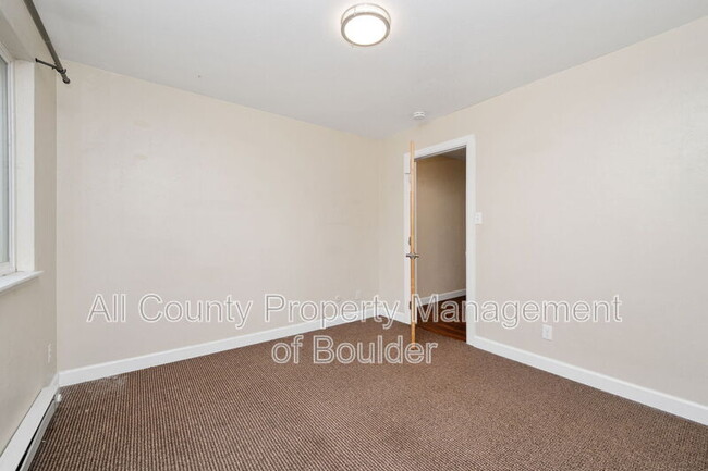 Building Photo - 2211 Spruce St