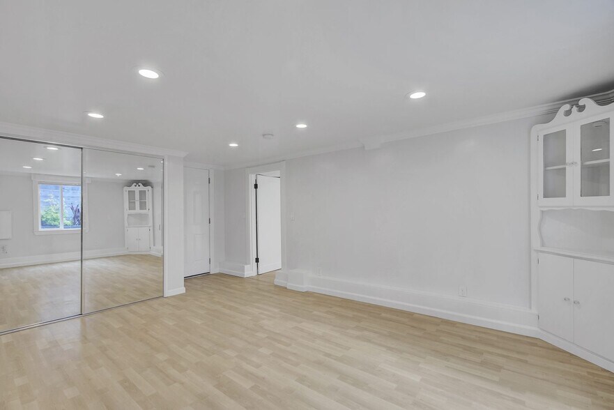 Building Photo - 1231 Gilman St