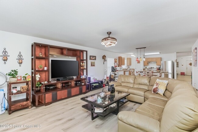 Building Photo - 4300 Millicent Cir