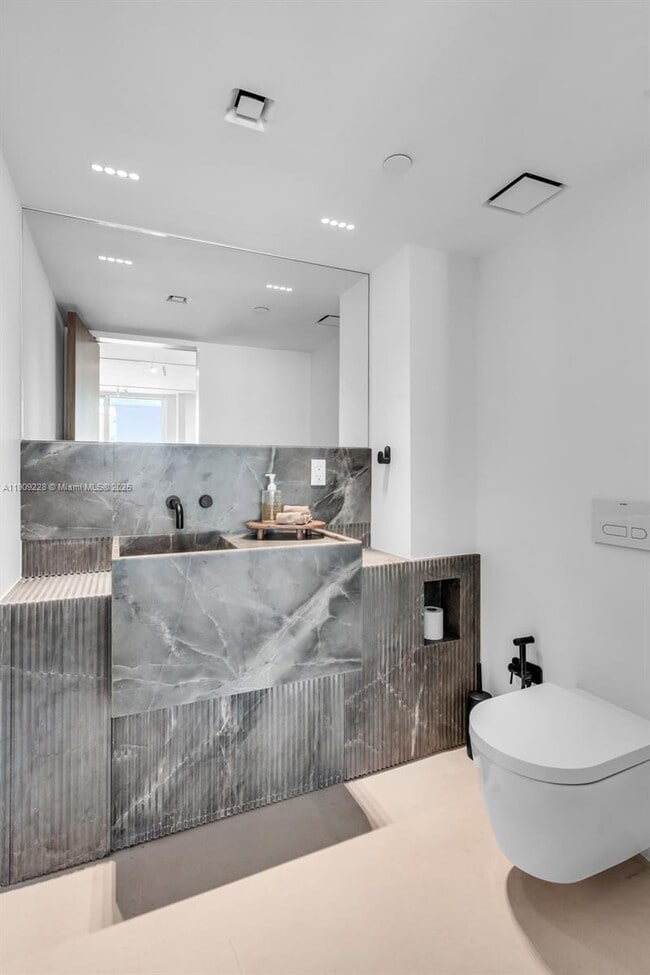 Building Photo - 3411 Indian Creek Dr